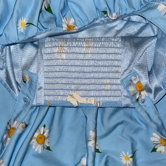 Floral Sundress with Daisies - Picture 4 of 5